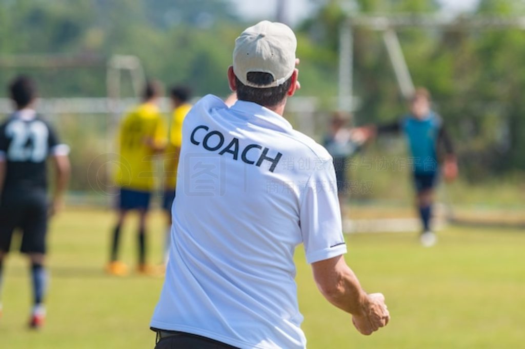 ڻ˶ COACH ı