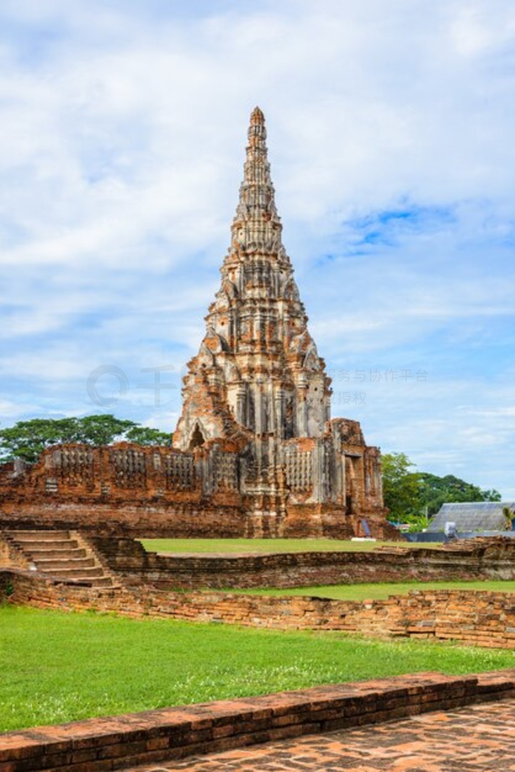 1629 ɰ (Prasat Tong) Ĳ (Wat Chai Watthanaram) ĺΰַҪ PrangУɽ