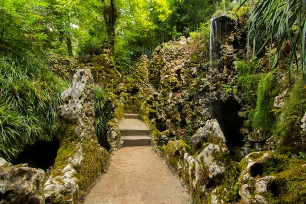 λ԰׼ׯ԰ (Quinta da Regaleira) һ־ۡ