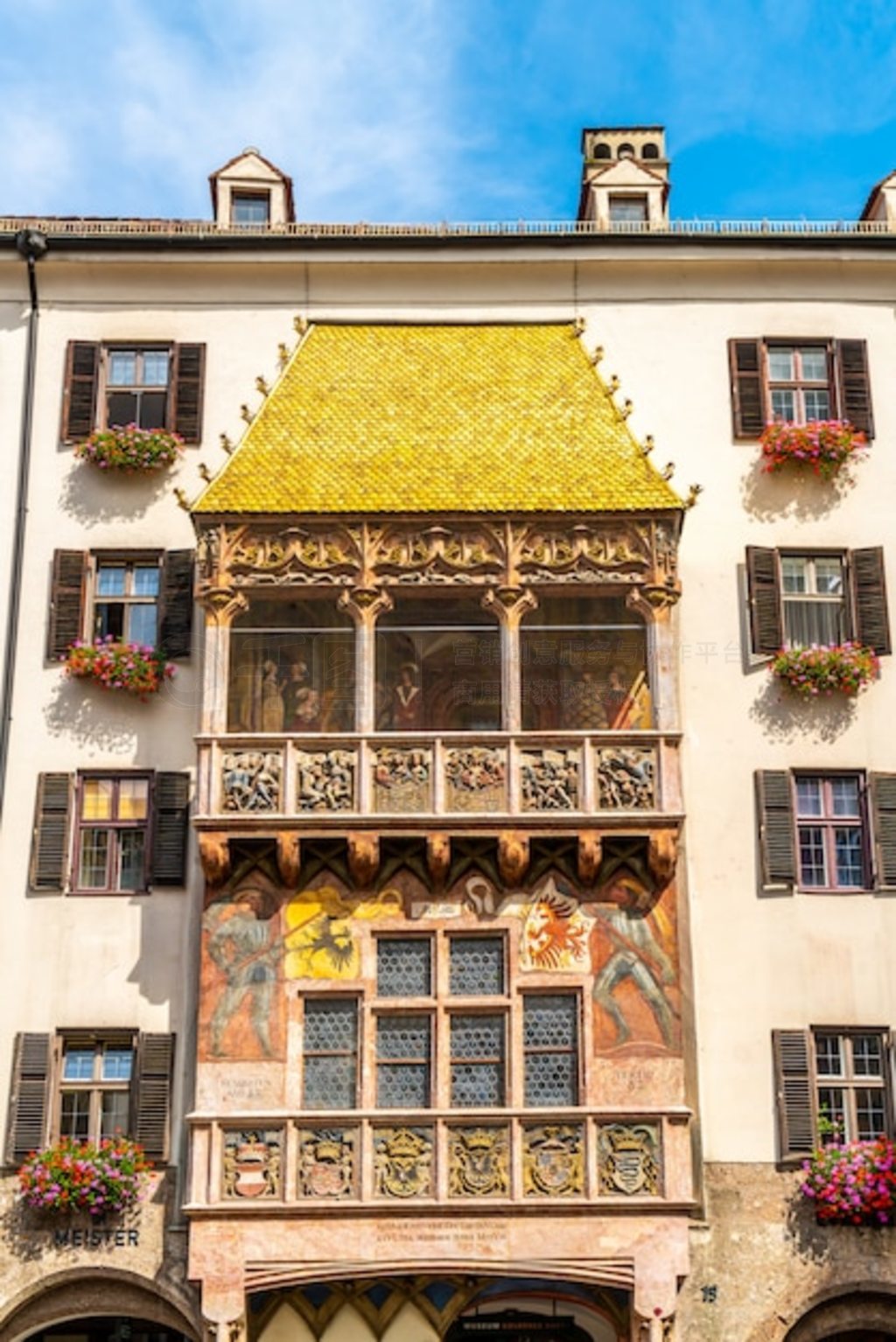 Goldenes Dachl ڰµ˹³ˡ