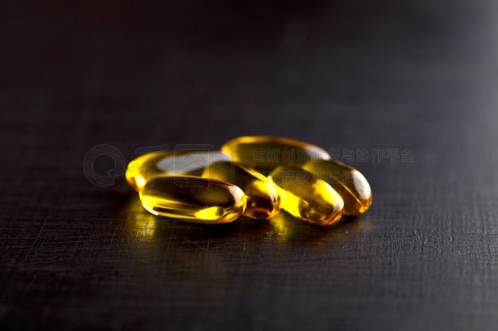 Omega-3 ͽҺάںڰϵı