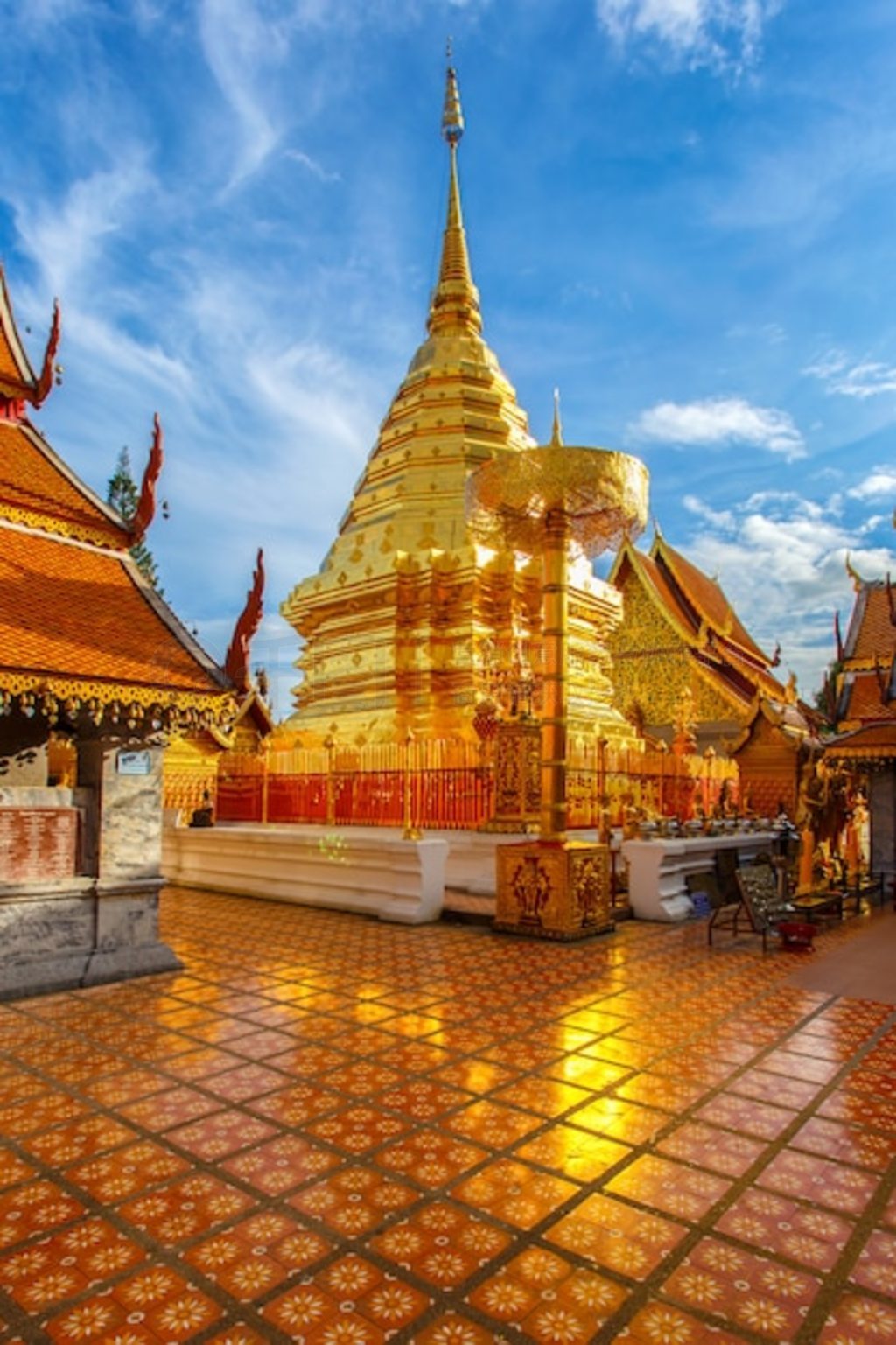  (Wat Phra That Doi Suthep) ̩ʤ