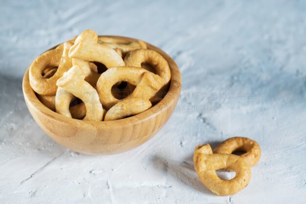 Taralli  tarallini ǵ͵ĴͳС