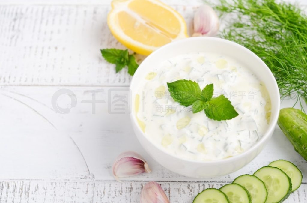 ϣպζ tzatziki Լɫľͺͱװε