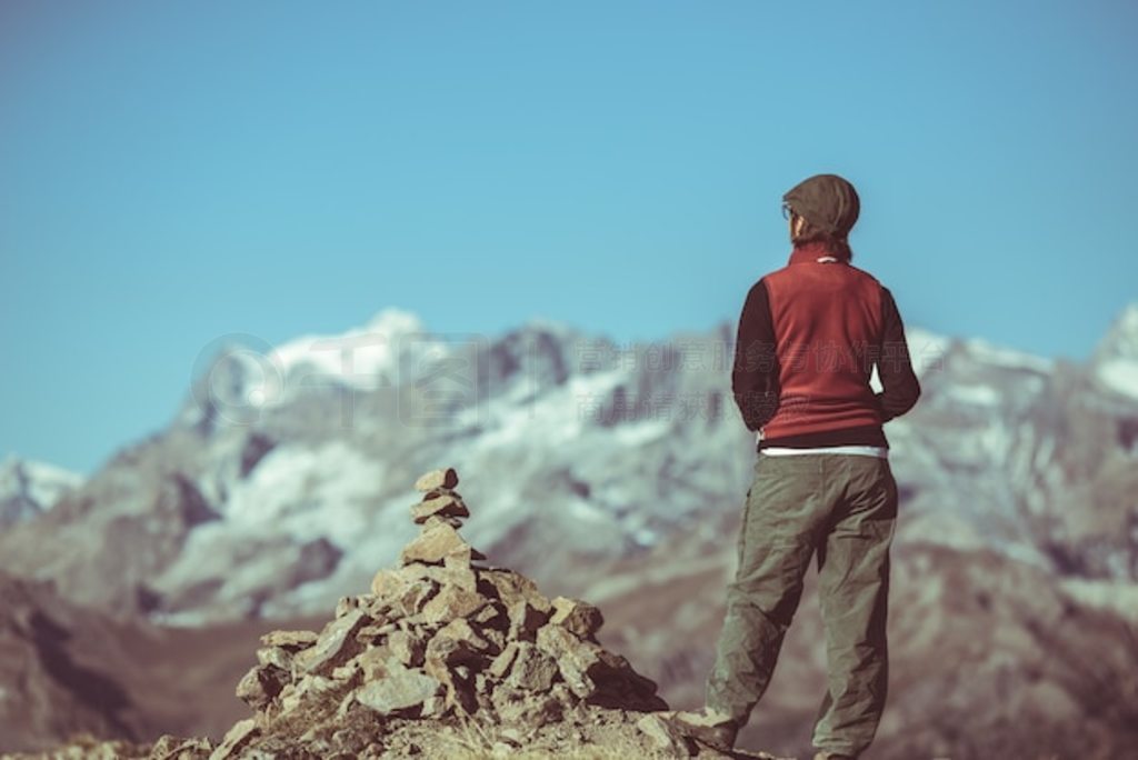 ɽϵͽȫMassif des Ecrins ҹ԰˹ɽ