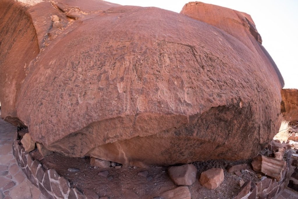 Twyfelfontein ʷǰʯ̣ǷױǵʤغĿĵء