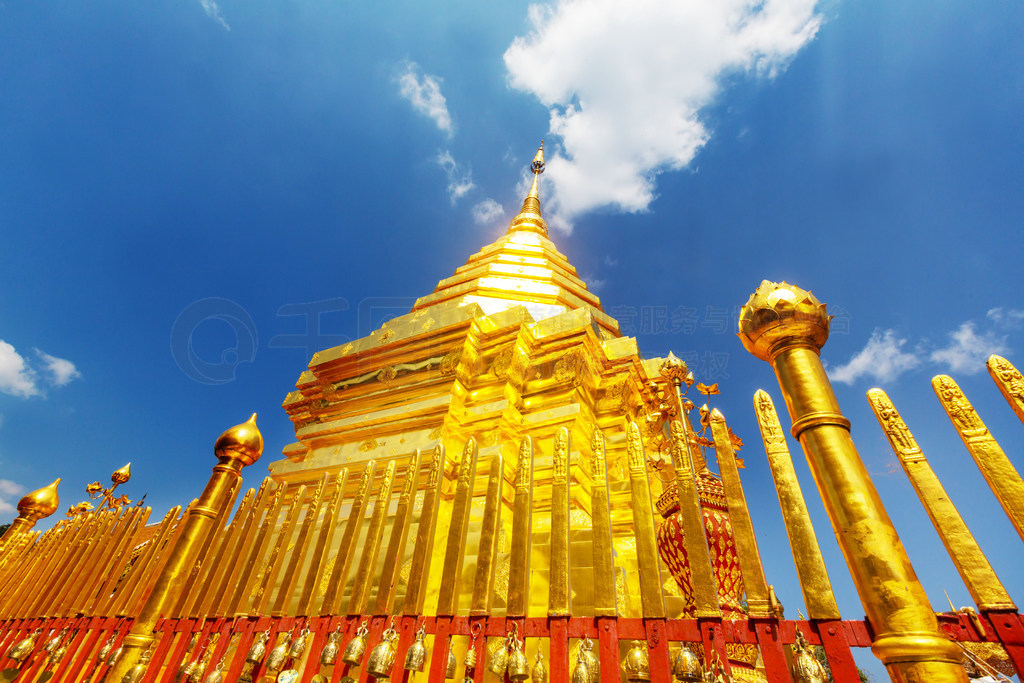 Wat Phra̩