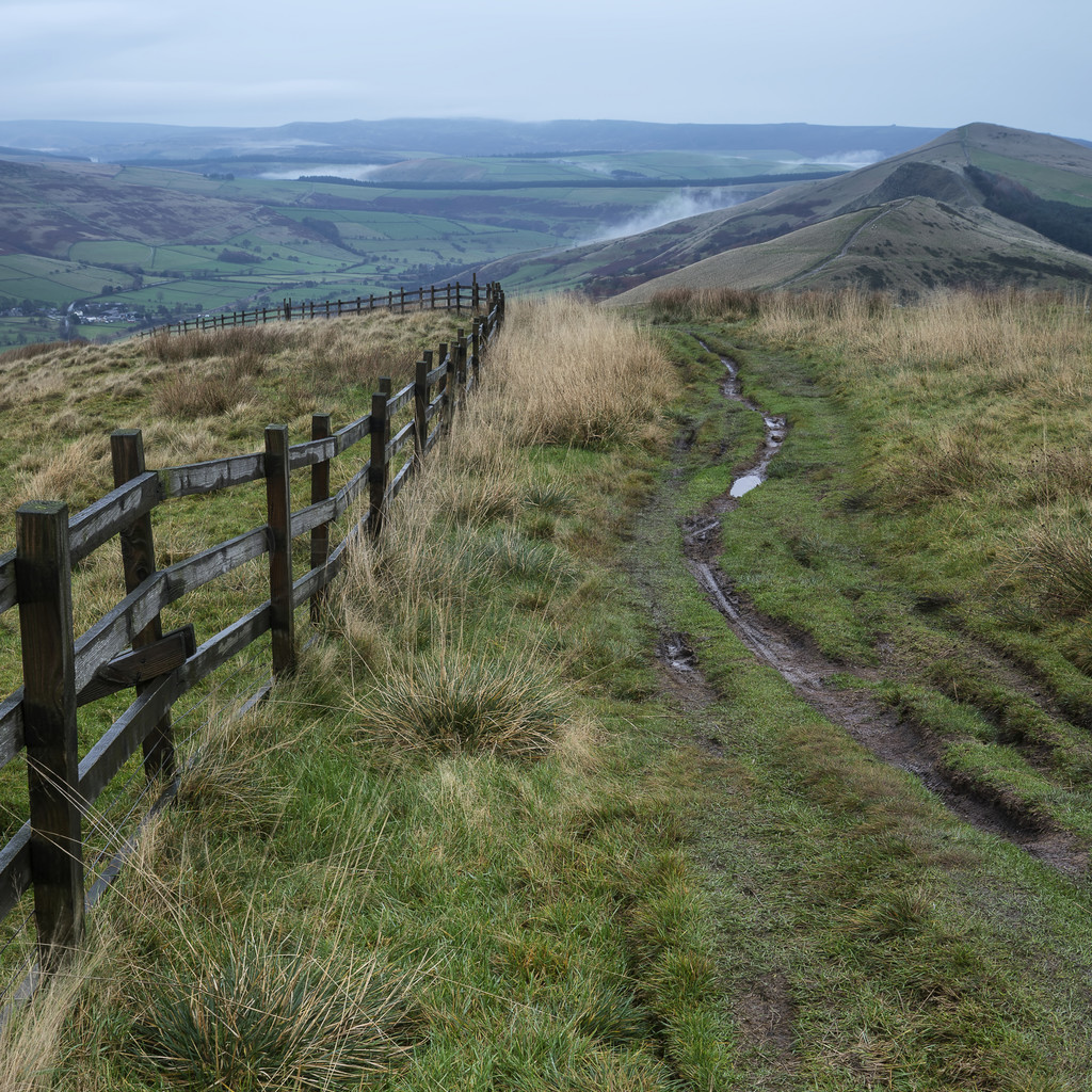 糿ڸ߷Mam Tor