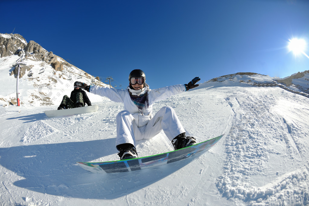 冬季女人滑雪運動樂趣旅行雪板