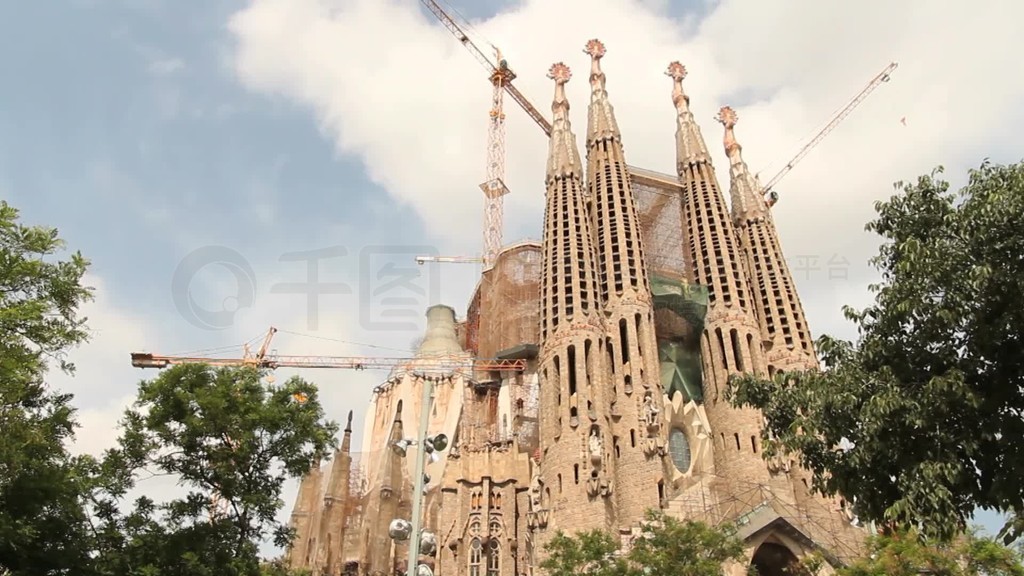 ʥãSagrada Famflia mit BaukrSnen