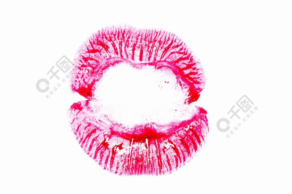 女人的吻的口红印在白色背景上