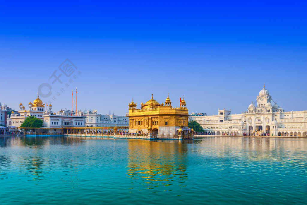 印度旁遮普邦的阿姆利则金殿(harmandir sahib)