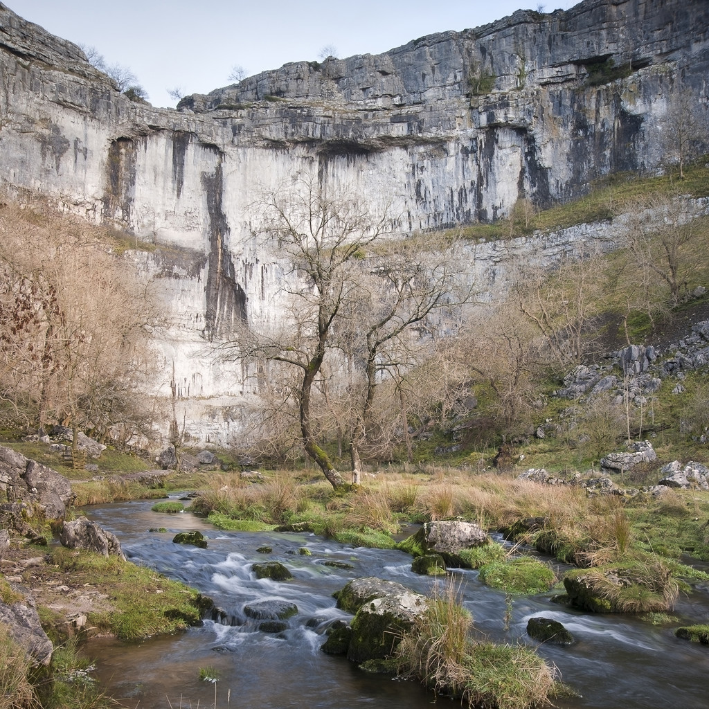 Լ˿ӹȹҹ԰Malham BeckMalham Cove