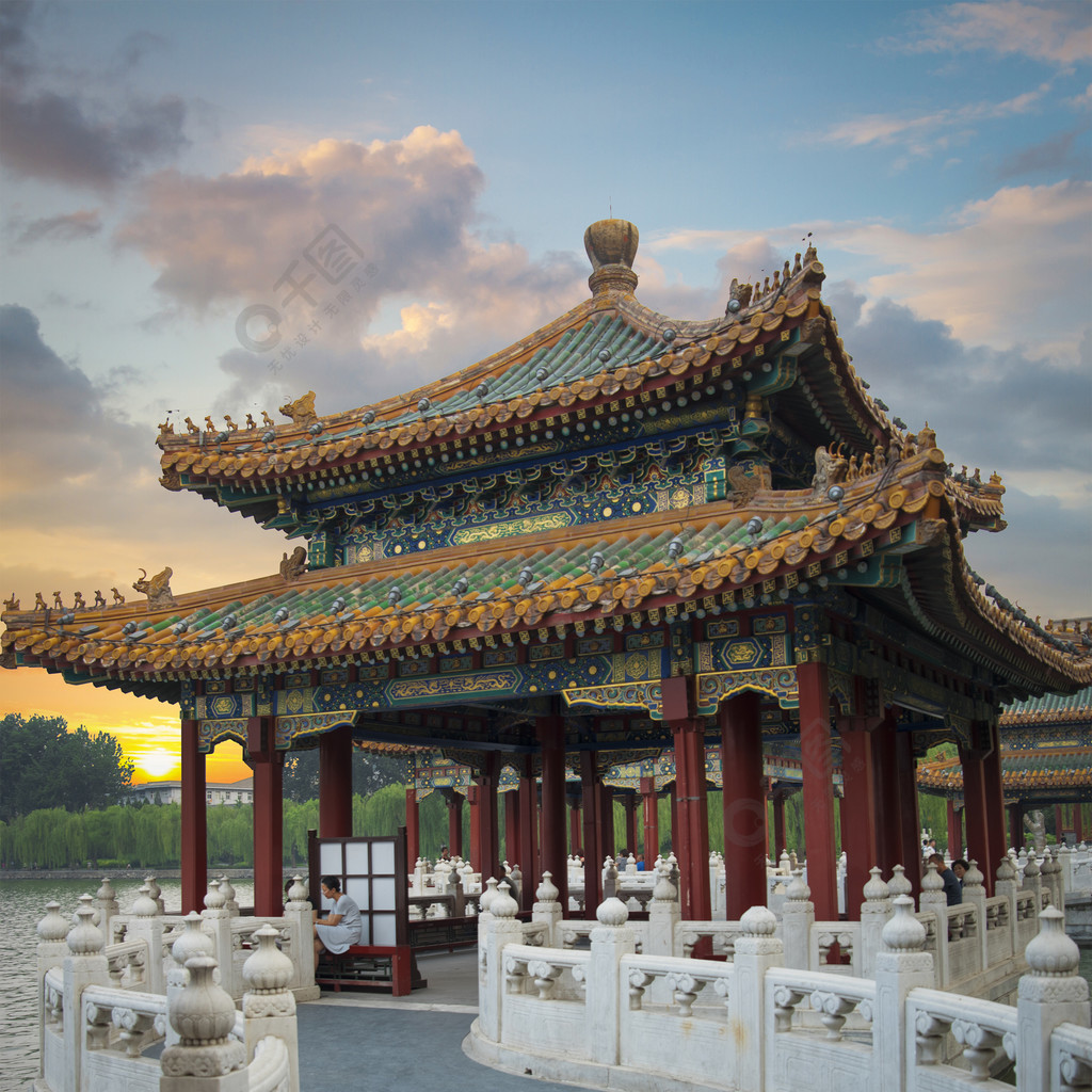 故宫是世界上最大的宫殿建筑群位于中国北京的心脏地带故宫是世界上最