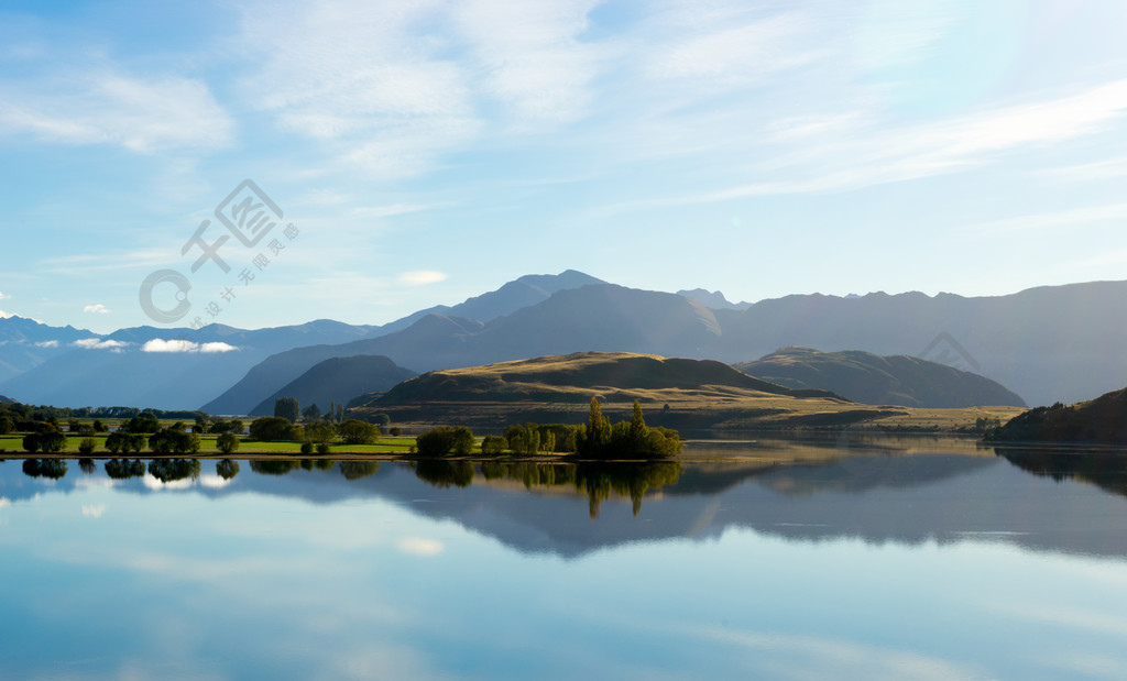 如诗如画的风景新西兰阿尔卑斯山和湖泊的自然景观