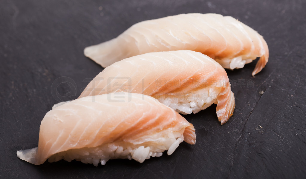 Tai nigiri˾дͷںڰұĴ˾