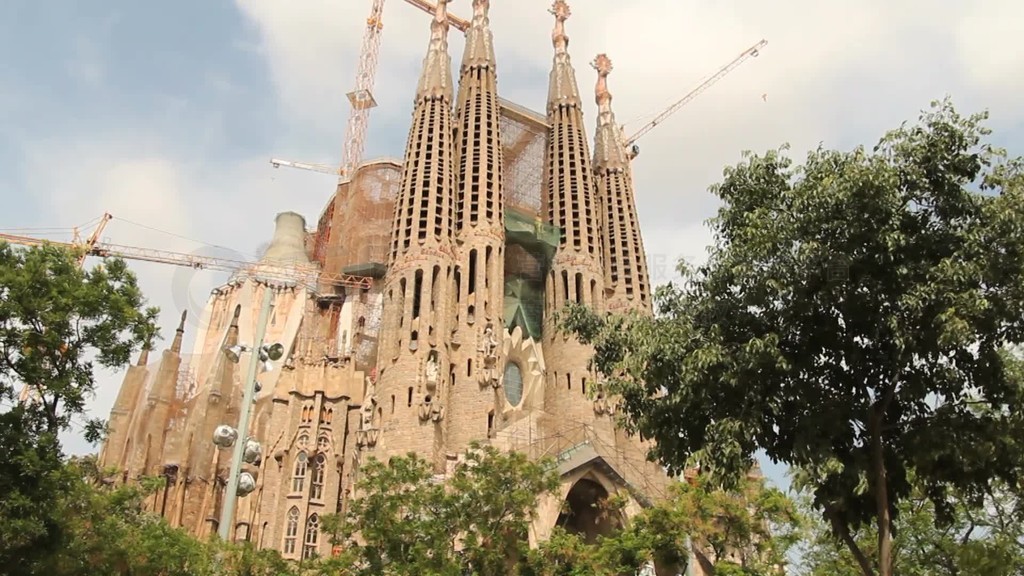 ʥãSagrada Famflia mit BaukrSnen