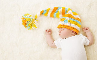 熟睡的帽子，新刚出<i>生</i>的宝宝的睡眠，新<i>生</i>儿婴儿