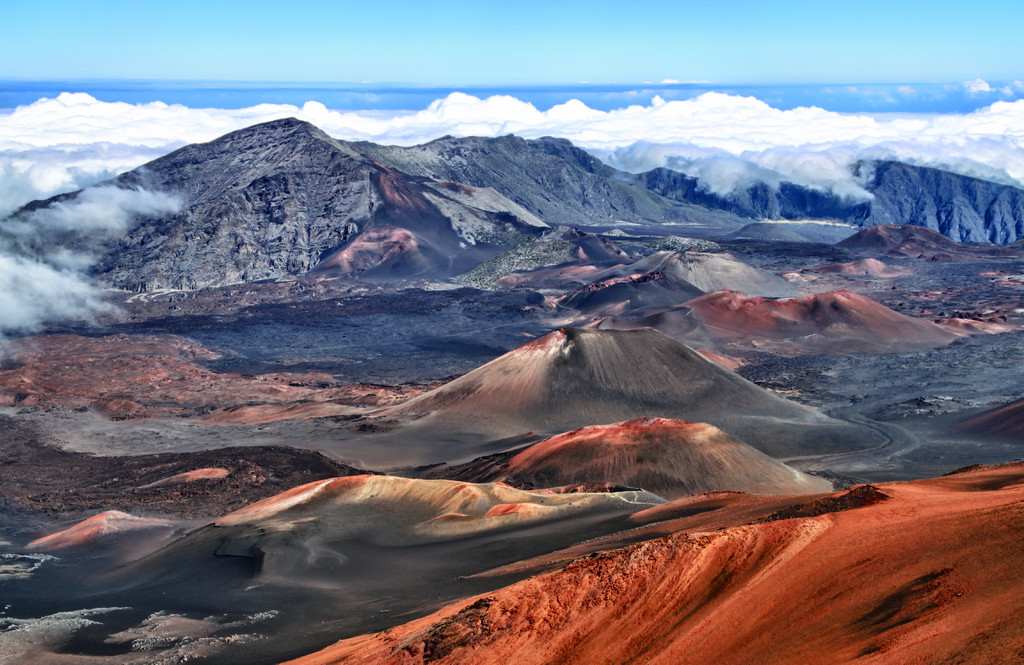 夏威夷毛伊岛火山图片