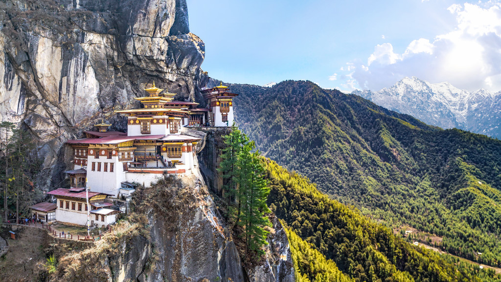 taktshang goemba 或虎窩寺或老虎的巢修道院最美麗的佛教寺廟.