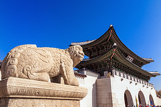位于<i>韩</i>国首尔的吉永堡宫