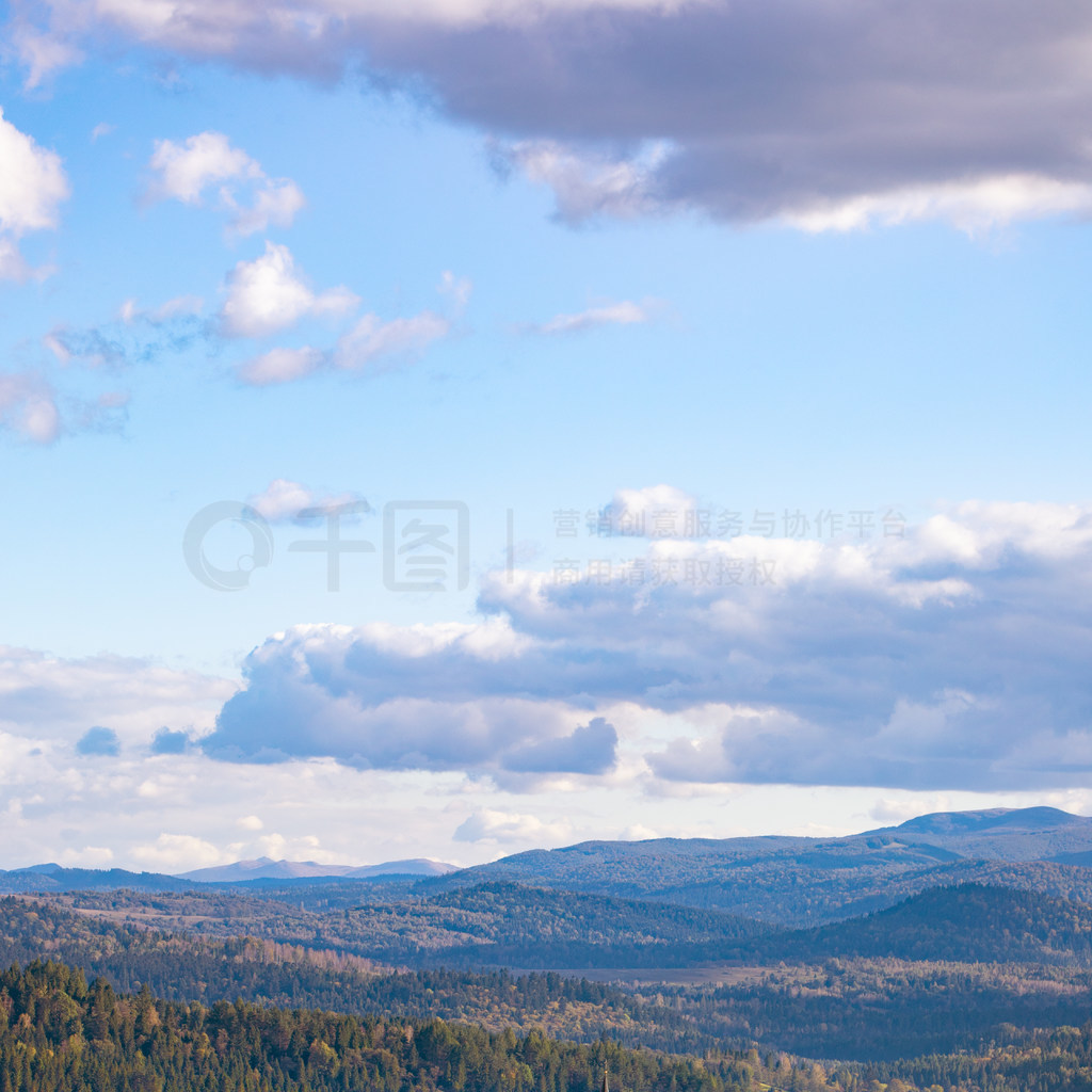 ջƻĽǶȿ, Bieszczady ɽϵ Lutowiska 徰ɫ˾̾ھɽ