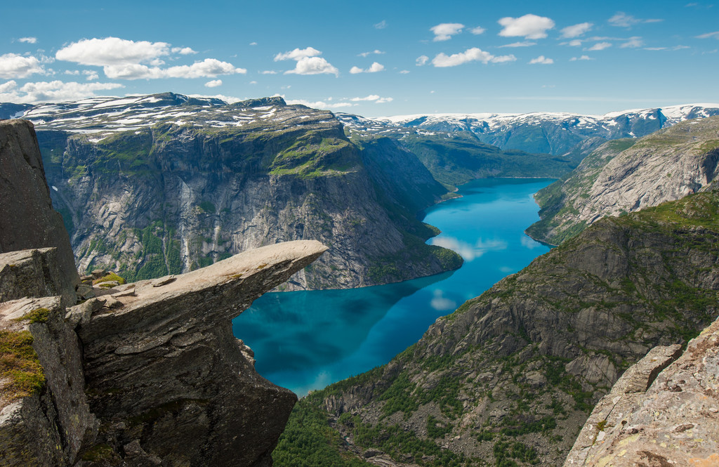 trolltunga巨魔的舌頭岩石挪威