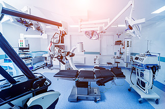 手术室的现代化设备。神经外科医疗器械