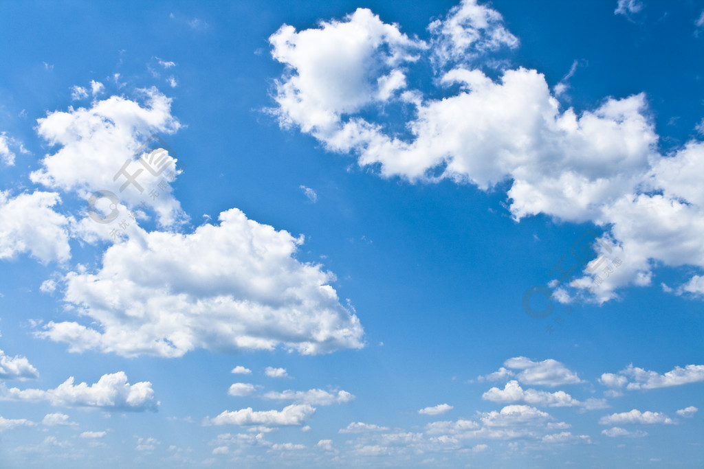 藍藍的天空白雲