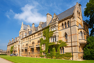 基<i>督</i>的教会大学。牛津大学英国